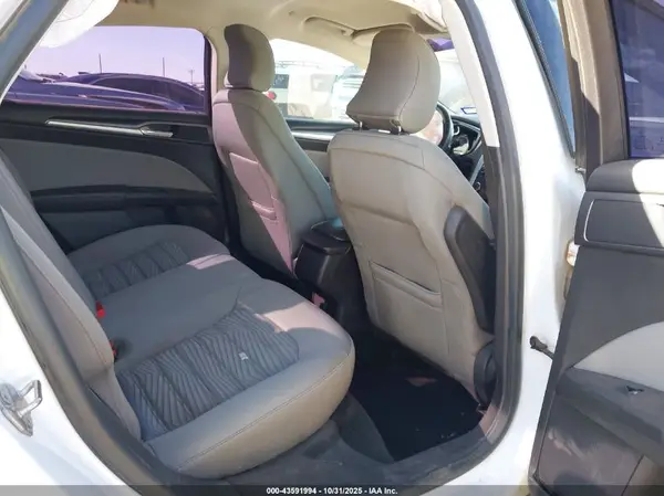 3FA6P0UU7GR203793 2016 FORD FUSION - Image 8