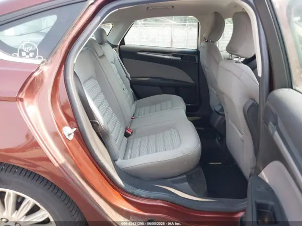 3FA6P0UU7GR405548 2016 FORD FUSION - Image 8