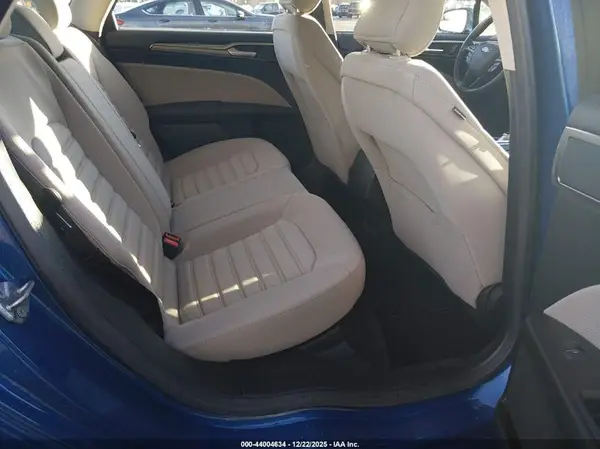 3FA6P0UU7HR151616 2017 FORD FUSION - Image 8