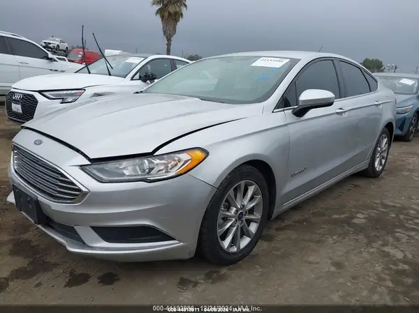 3FA6P0UU7HR330805 2017 FORD FUSION - Image 2