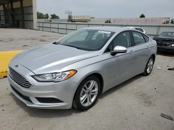 3FA6P0UU7JR100297 2018 FORD FUSION - Image 1