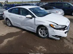 3FA6P0UU7JR101174 2018 FORD FUSION