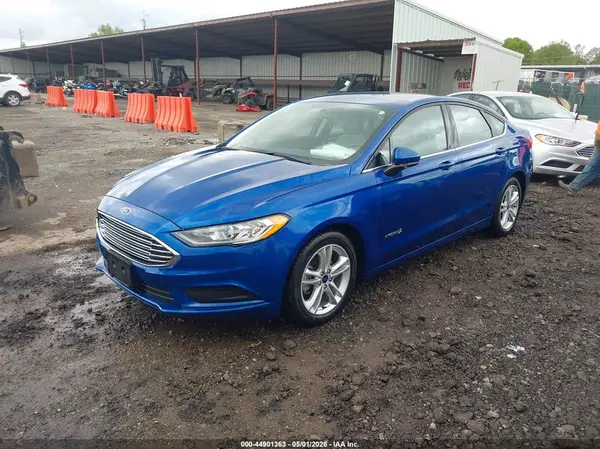 3FA6P0UU7JR122154 2018 FORD FUSION - Image 2