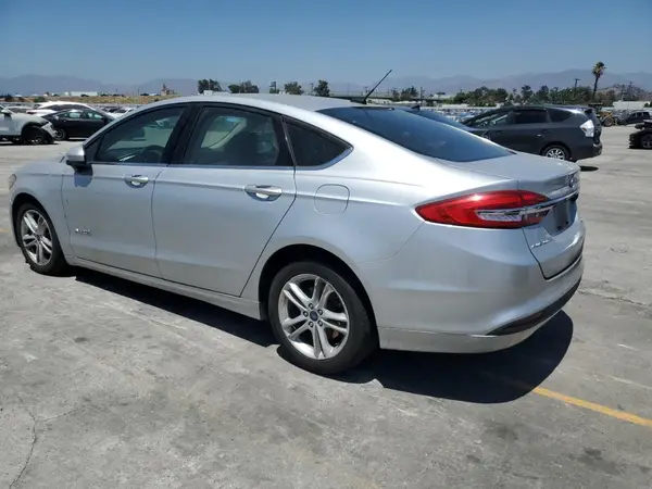 3FA6P0UU7JR122185 2018 FORD FUSION - Image 2