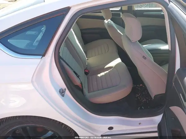3FA6P0UU7JR122347 2018 FORD FUSION - Image 8