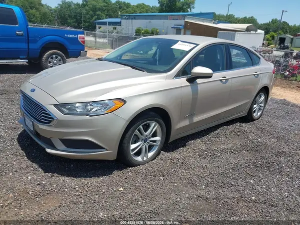 3FA6P0UU7JR141819 2018 FORD FUSION - Image 2
