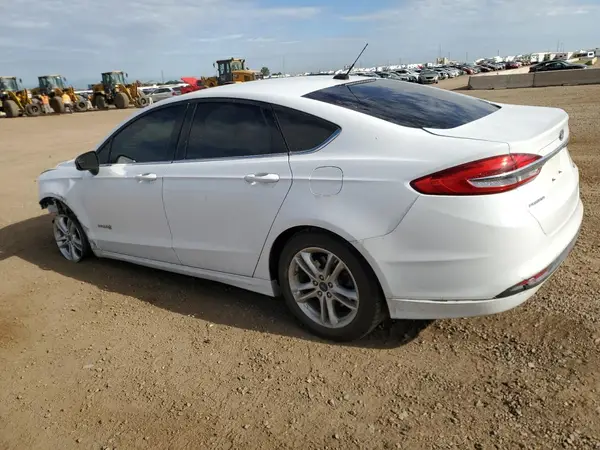3FA6P0UU7JR165814 2018 FORD FUSION - Image 2