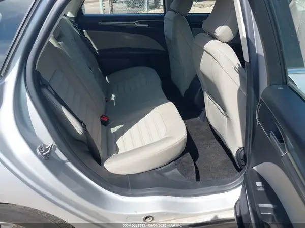 3FA6P0UU7JR212727 2018 FORD FUSION - Image 8