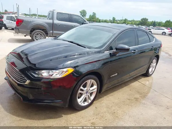 3FA6P0UU7JR271390 2018 FORD FUSION - Image 2