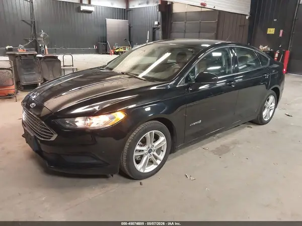 3FA6P0UU7JR278842 2018 FORD FUSION - Image 2