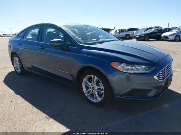 3FA6P0UU7JR279022 2018 FORD FUSION - Image 1