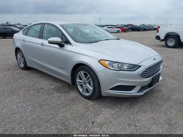 3FA6P0UU7JR282079 2018 FORD FUSION - Image 1