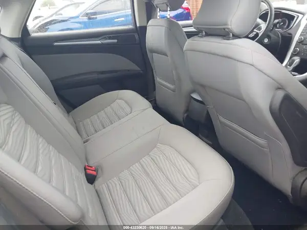 3FA6P0UU8GR126030 2016 FORD FUSION - Image 8