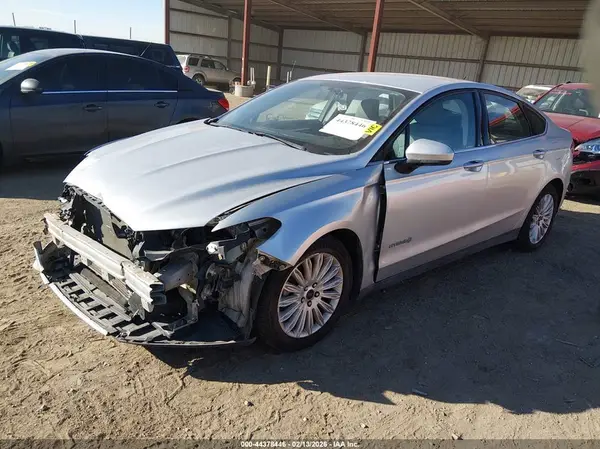 3FA6P0UU8GR392423 2016 FORD FUSION - Image 2