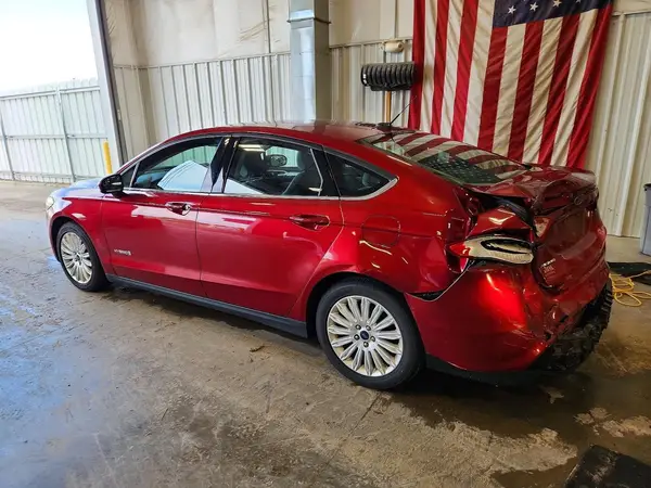 3FA6P0UU8GR394009 2016 FORD FUSION - Image 2