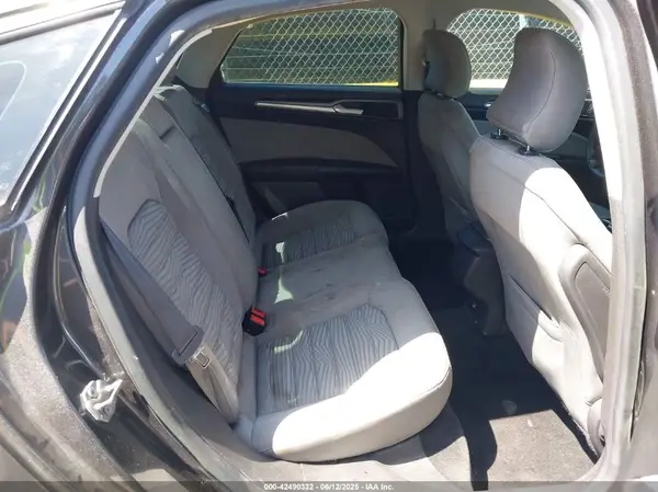 3FA6P0UU8GR405056 2016 FORD FUSION - Image 8