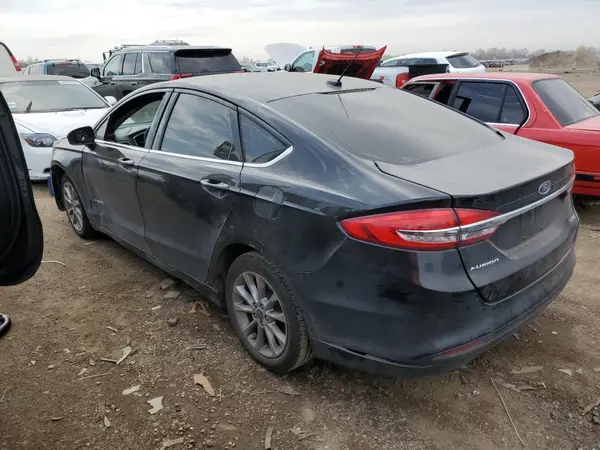 3FA6P0UU8HR271134 2017 FORD FUSION - Image 2