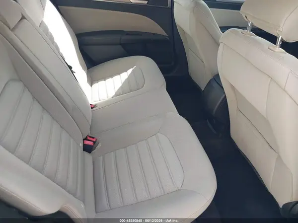 3FA6P0UU8JR100549 2018 FORD FUSION - Image 8