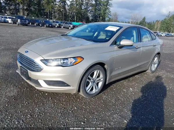 3FA6P0UU8JR122079 2018 FORD FUSION - Image 2