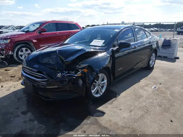 3FA6P0UU8JR122289 2018 FORD FUSION - Image 2