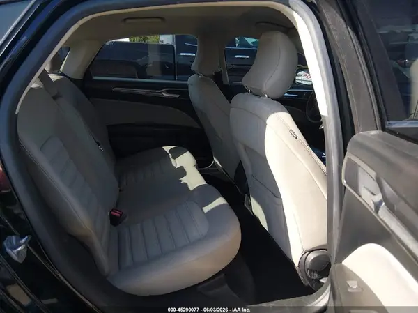 3FA6P0UU8JR122289 2018 FORD FUSION - Image 8