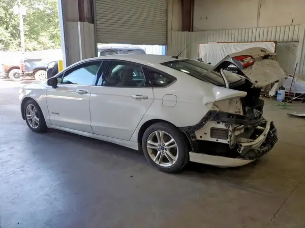 3FA6P0UU8JR141862 2018 FORD FUSION - Image 2