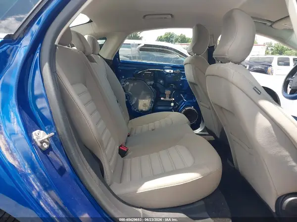 3FA6P0UU8JR145085 2018 FORD FUSION - Image 8