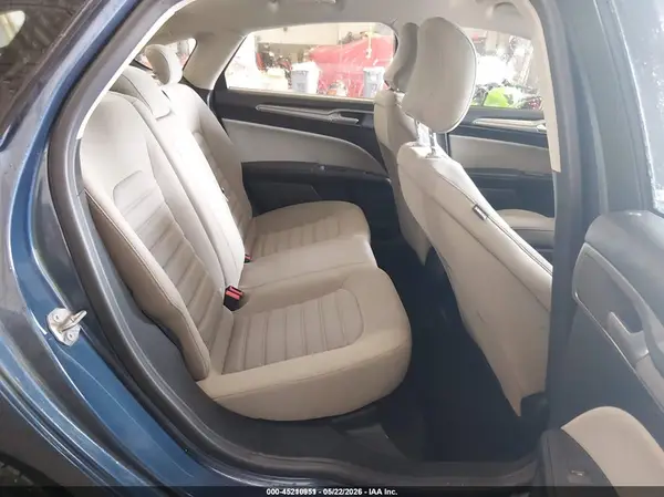 3FA6P0UU8JR235904 2018 FORD FUSION - Image 8