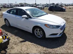 3FA6P0UU8JR243596 2018 FORD FUSION