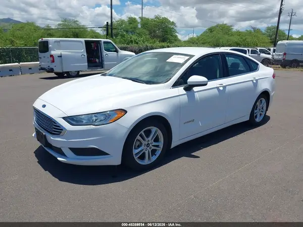 3FA6P0UU8JR243680 2018 FORD FUSION - Image 2