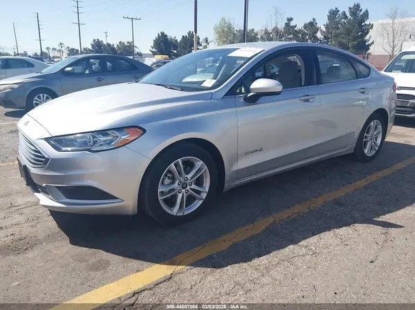 3FA6P0UU8JR254355 2018 FORD FUSION - Image 2