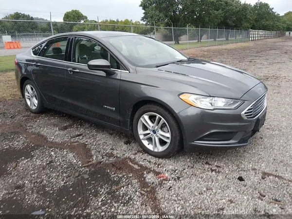 3FA6P0UU8JR254498 2018 FORD FUSION - Image 1