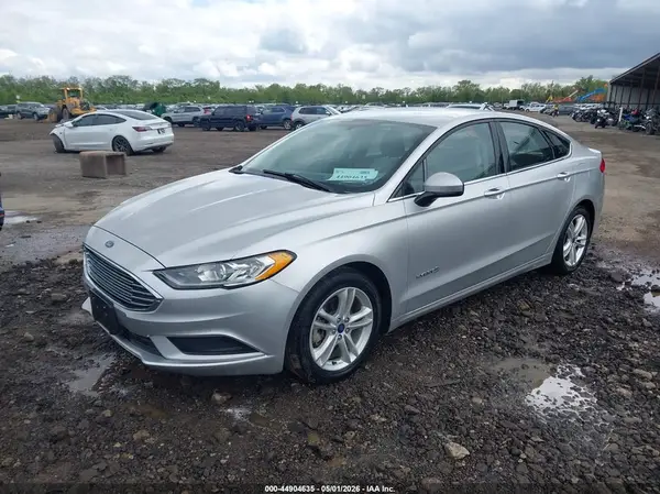 3FA6P0UU8JR254503 2018 FORD FUSION - Image 2