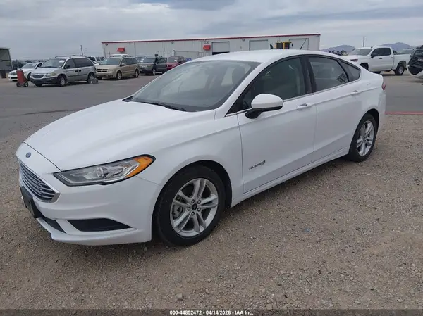 3FA6P0UU8JR273701 2018 FORD FUSION - Image 2
