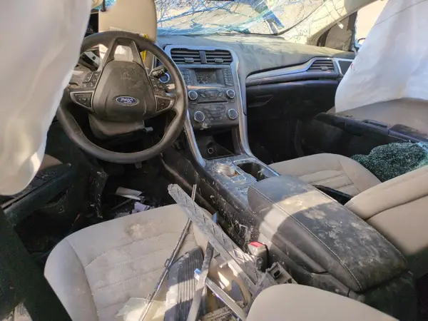 3FA6P0UU8JR278946 2018 FORD FUSION - Image 8