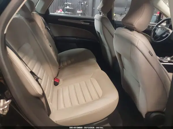 3FA6P0UU8JR282057 2018 FORD FUSION - Image 8