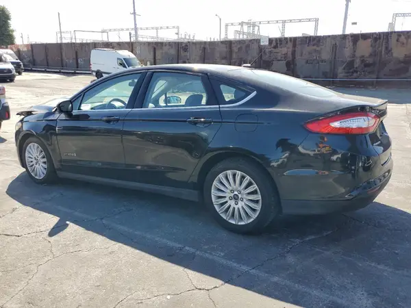3FA6P0UU9GR315561 2016 FORD FUSION - Image 2