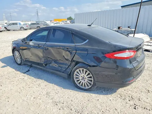 3FA6P0UU9GR398683 2016 FORD FUSION - Image 2