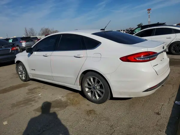 3FA6P0UU9HR217552 2017 FORD FUSION - Image 2