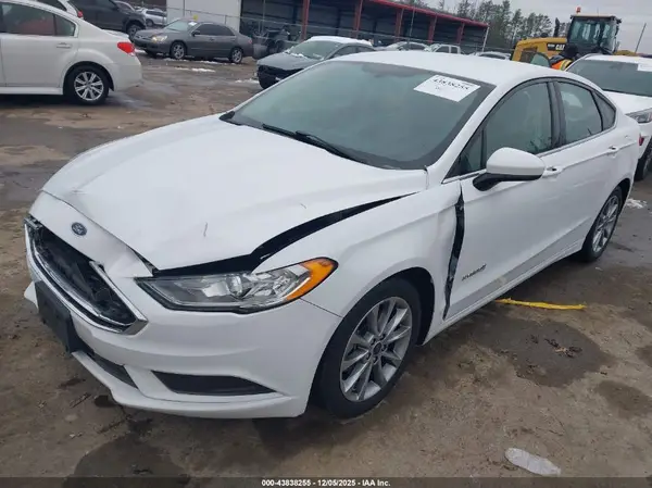 3FA6P0UU9HR330756 2017 FORD FUSION - Image 2