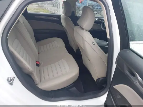 3FA6P0UU9HR330756 2017 FORD FUSION - Image 8