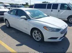 3FA6P0UU9JR100415 2018 FORD FUSION