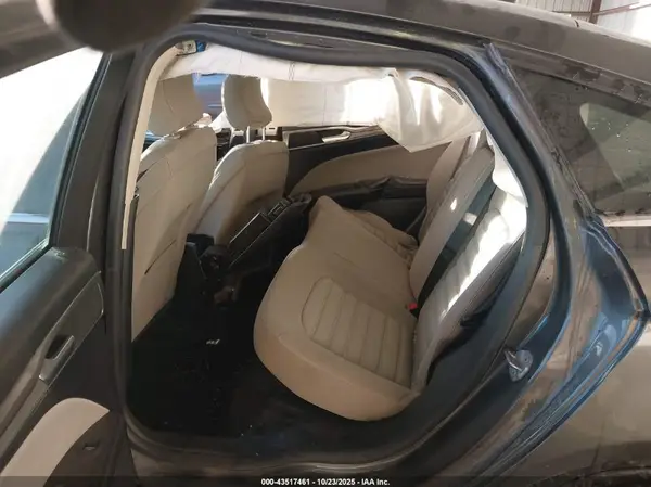 3FA6P0UU9JR122303 2018 FORD FUSION - Image 8