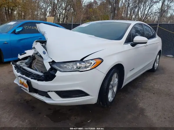 3FA6P0UU9JR122950 2018 FORD FUSION - Image 2