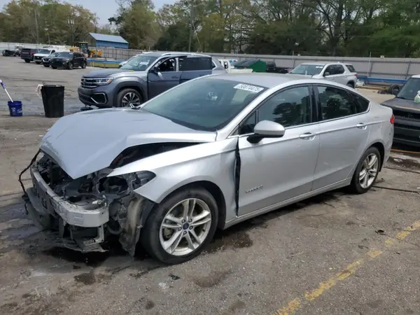 3FA6P0UU9JR142180 2018 FORD FUSION - Image 1