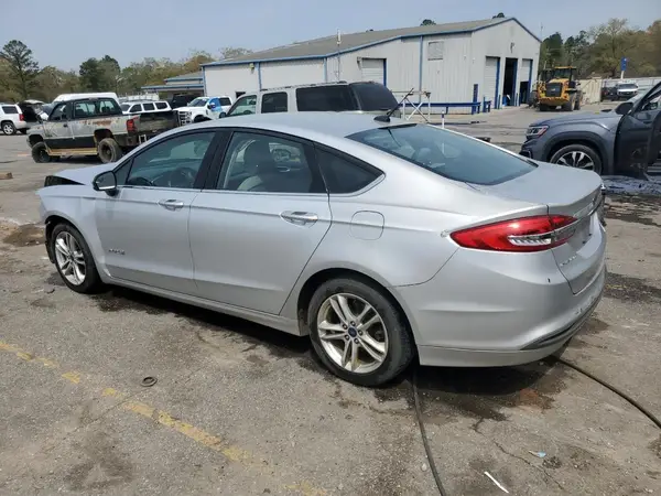 3FA6P0UU9JR142180 2018 FORD FUSION - Image 2