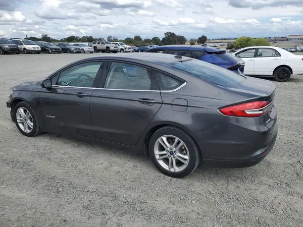3FA6P0UU9JR154653 2018 FORD FUSION - Image 2