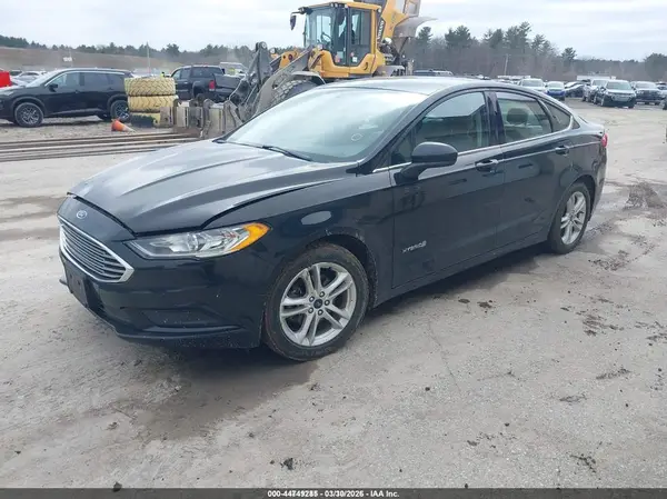3FA6P0UU9JR243560 2018 FORD FUSION - Image 2