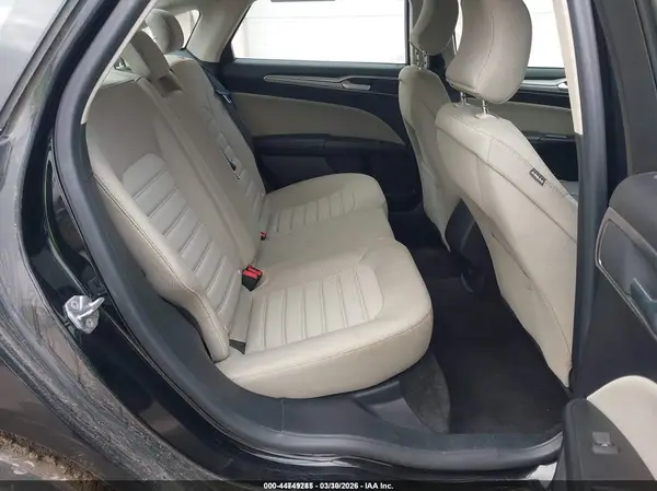 3FA6P0UU9JR243560 2018 FORD FUSION - Image 8