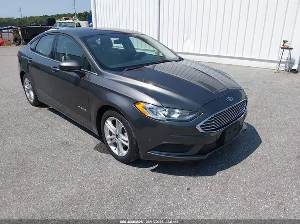 3FA6P0UU9JR258091 2018 FORD FUSION - Image 1